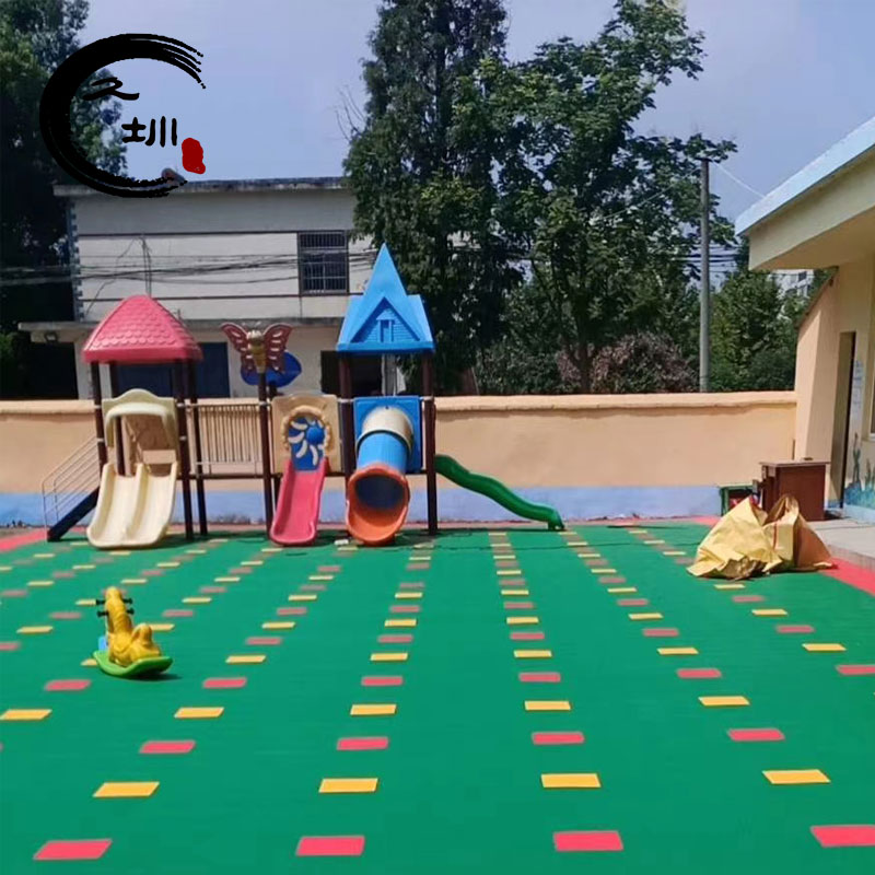 籃球場(chǎng)室外塑膠拼裝地板幼兒園地面運動(dòng)拼接地墊羽毛球場(chǎng)懸浮地膠 軟連接